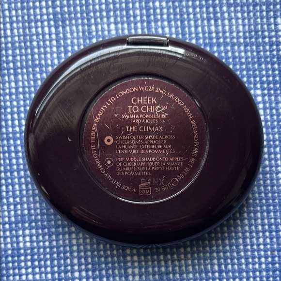 Charlotte Tilbury Cheek to Chic Blush - The Climax - Picture 2 of 4